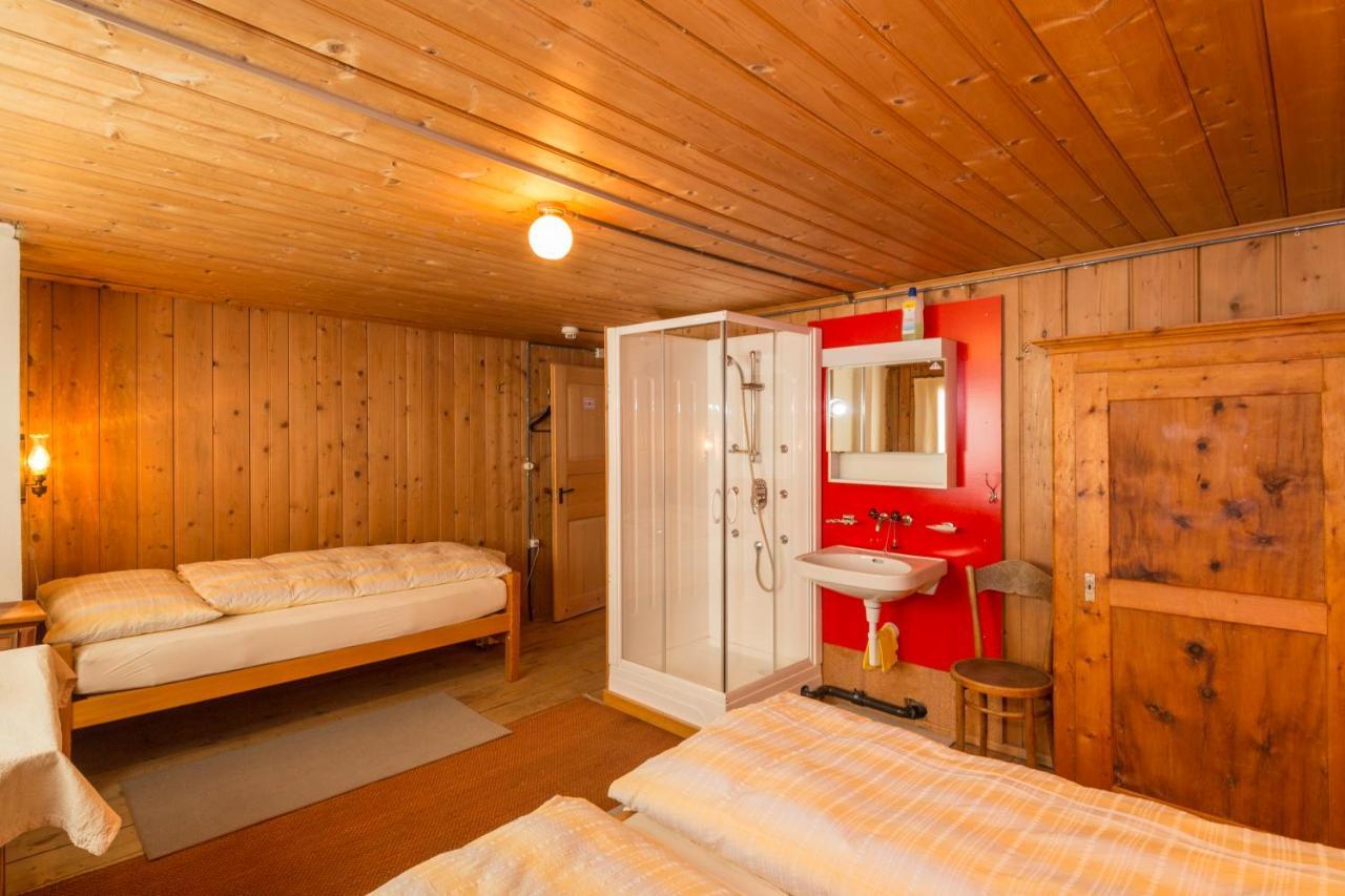 Hôtel Gasthaus Alpenrose Juf Extérieur photo