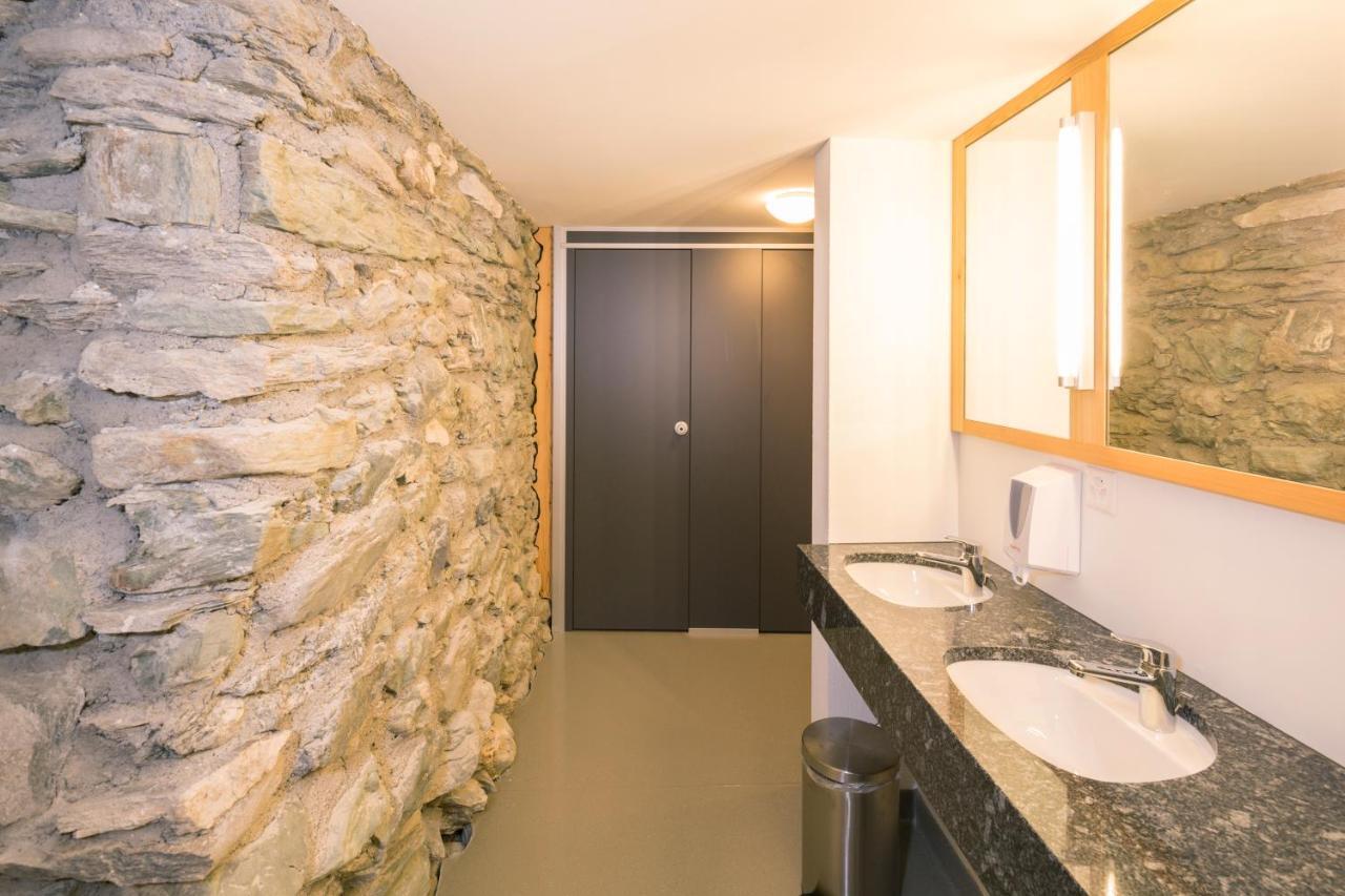 Hôtel Gasthaus Alpenrose Juf Extérieur photo
