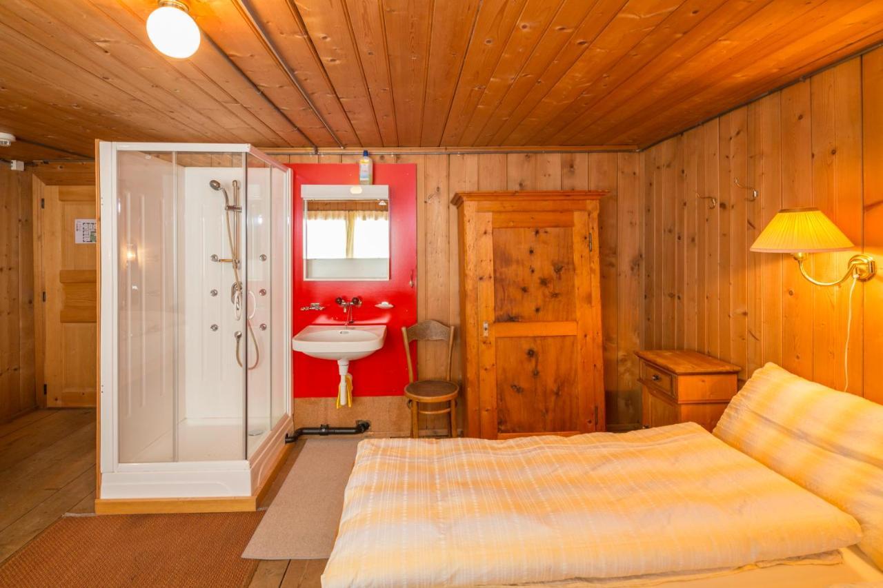 Hôtel Gasthaus Alpenrose Juf Extérieur photo
