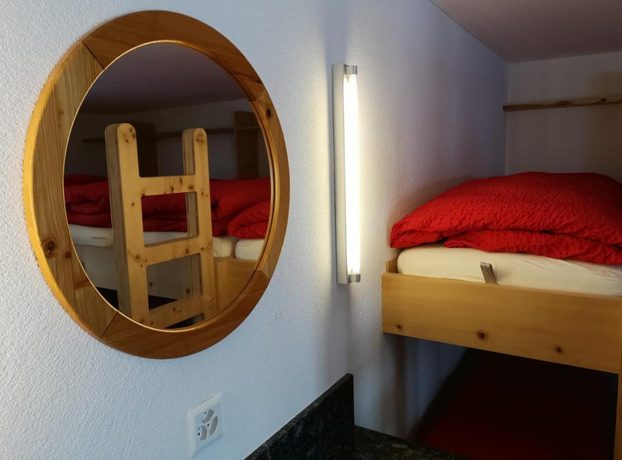 Hôtel Gasthaus Alpenrose Juf Extérieur photo