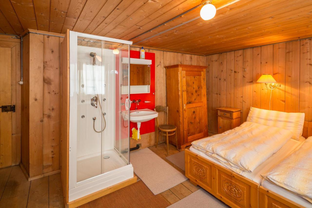 Hôtel Gasthaus Alpenrose Juf Extérieur photo
