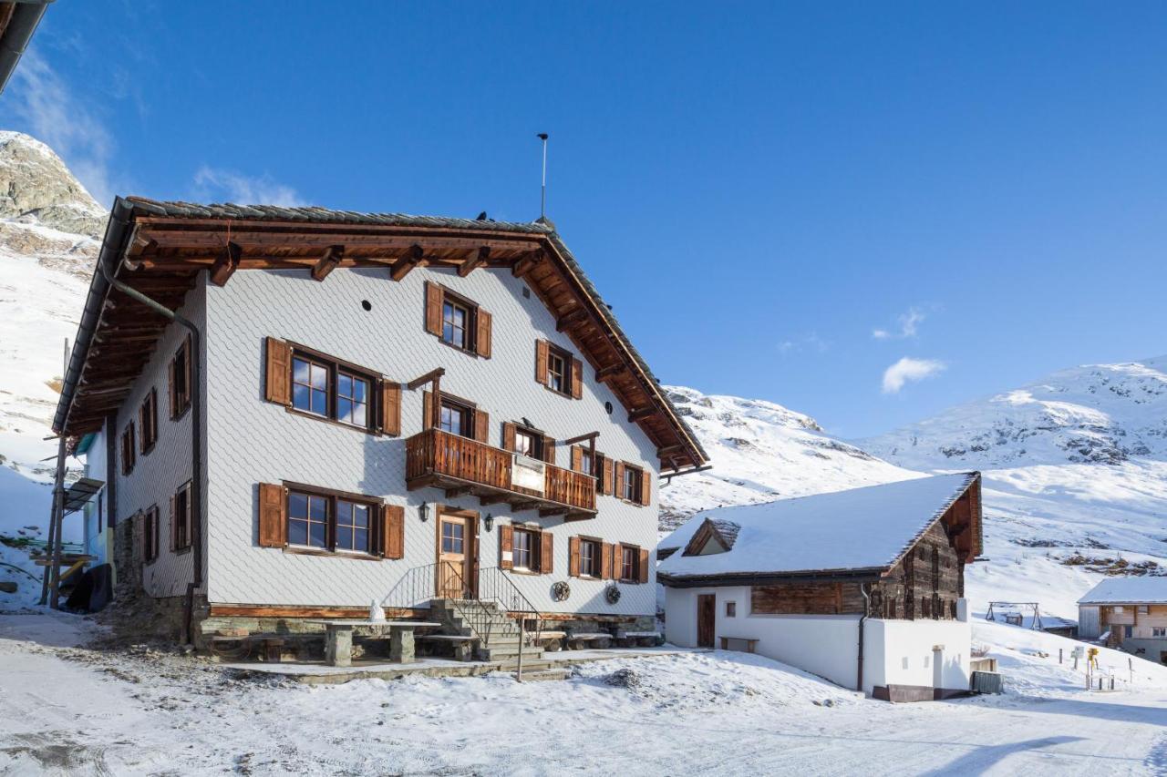 Hôtel Gasthaus Alpenrose Juf Extérieur photo